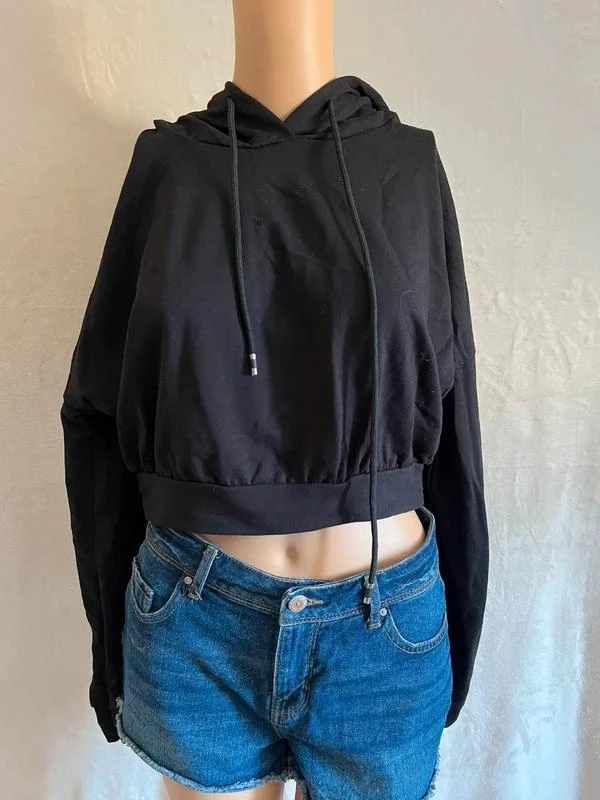 sweat crop à capuche noir – taille s – neuf avec étiquette